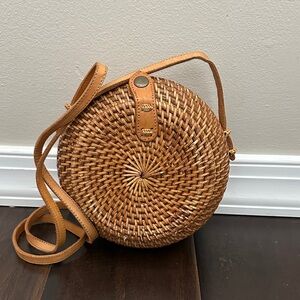 Round Woven Crossbody Bag in Natural Brown